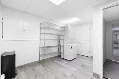 4018 W Oakdale Avenue, Chicago, IL 60641 - Photo 22