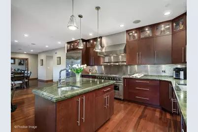 5125 Lunt Avenue, Skokie, IL 60077 - Photo 12