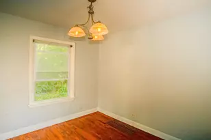 250 E 143rd St, Dolton, IL 60419 - Photo 6