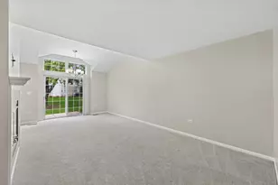 1922 Heron Ave, Schaumburg, IL 60193 - Photo 6