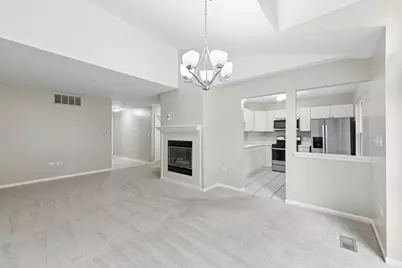 1922 Heron Avenue #B, Schaumburg, IL 60193 - Photo 2