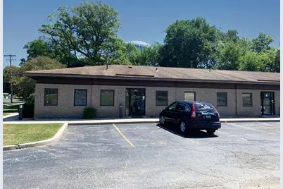 665 W Jackson Street #A, Woodstock, IL 60098 - Photo 4
