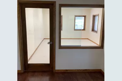 665 W Jackson Street #A, Woodstock, IL 60098 - Photo 8