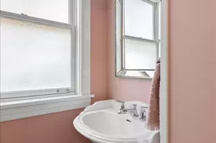 1116 Elmwood Ave, Wilmette, IL 60091 - Photo 16