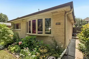 205 Glenview Rd, Glenview, IL 60025 - Photo 6