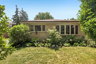 205 Glenview Rd, Glenview, IL 60025 - Photo 1