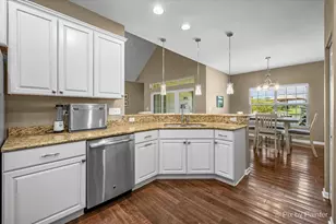 4780 Coyote Lakes Cir, Lake in the Hills, IL 60156 - Photo 8