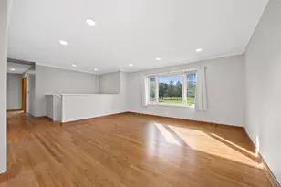 588 Kohley Rd, Lisle, IL 60532 - Photo 2