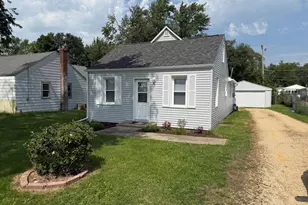 918 Windsor Rd, Loves Park, IL 61111 - Photo 1
