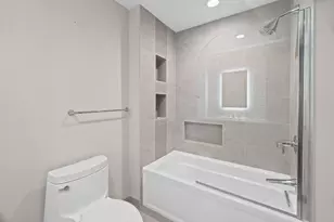 107 Honeysuckle Ct, Rolling Meadows, IL 60008 - Photo 12