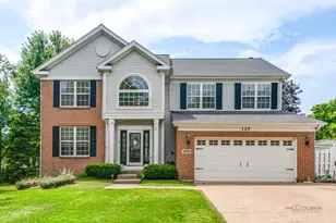124 Carmella Dr, Crystal Lake, IL 60012 - Photo 1