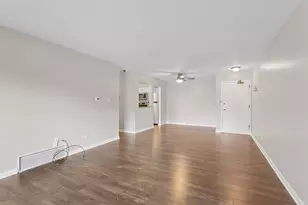 7510 Farmingdale Dr, Darien, IL 60561 - Photo 4