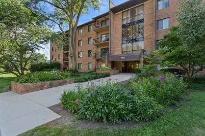 7510 Farmingdale Drive #210, Darien, IL 60561 - Photo 2