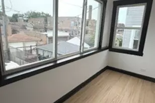 4815 W Patterson Ave, Chicago, IL 60641 - Photo 16