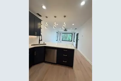 4815 W Patterson Avenue #2, Chicago, IL 60641 - Photo 4
