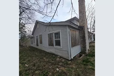 212 S Tryon Street, Woodstock, IL 60098 - Photo 4