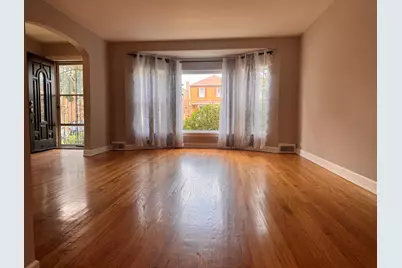 2925 W Jerome Street, Chicago, IL 60645 - Photo 2