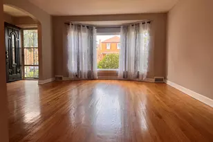 2925 W Jerome St, Chicago, IL 60645 - Photo 2