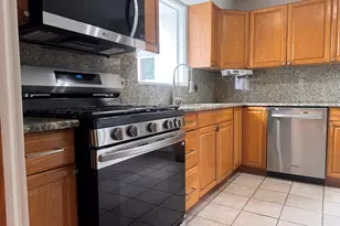 2925 W Jerome St, Chicago, IL 60645 - Photo 4