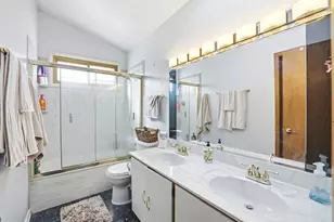7388 Coventry Ln, Hanover Park, IL 60133 - Photo 24