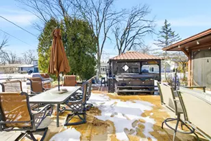 7388 Coventry Ln, Hanover Park, IL 60133 - Photo 6