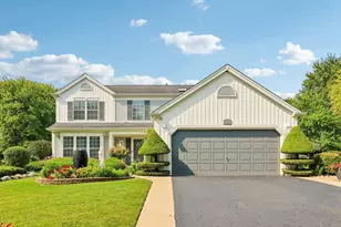 1360 Yosemite Pkwy, Algonquin, IL 60102 - Photo 1