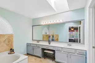 1360 Yosemite Pkwy, Algonquin, IL 60102 - Photo 28