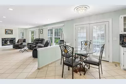 1360 Yosemite Parkway, Algonquin, IL 60102 - Photo 18