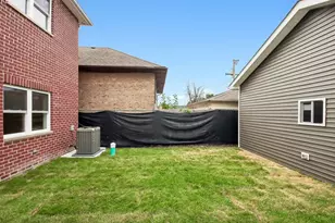 1114 N Broadway Ave, Melrose Park, IL 60160 - Photo 54