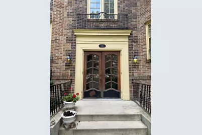441 W Exchange Street #303, Freeport, IL 61032 - Photo 2