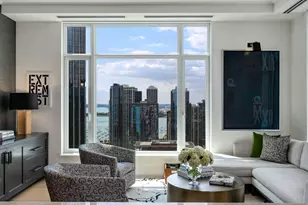 451 E Grand Ave, Chicago, IL 60611 - Photo 22