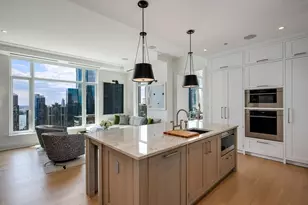 451 E Grand Ave, Chicago, IL 60611 - Photo 20