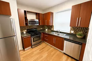 3105 W Argyle St, Chicago, IL 60625 - Photo 6