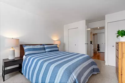 525 W Hawthorne Place #1007, Chicago, IL 60657 - Photo 14