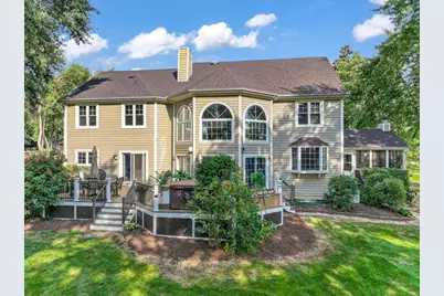 110 Rolling Knolls Avenue, Elgin, IL 60120 - Photo 56
