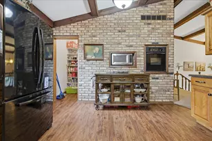 1360 N 1300 East Rd, Heyworth, IL 61745 - Photo 10