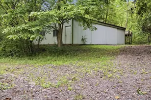 1360 N 1300 East Rd, Heyworth, IL 61745 - Photo 38
