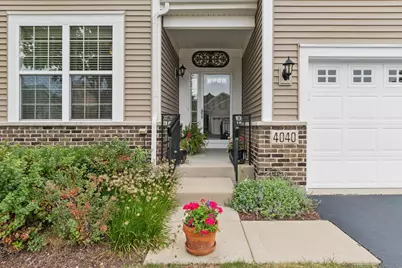 4040 Chesapeake Lane, Naperville, IL 60564 - Photo 2