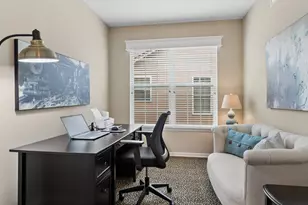 4040 Chesapeake Ln, Naperville, IL 60564 - Photo 12