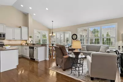4040 Chesapeake Lane, Naperville, IL 60564 - Photo 4