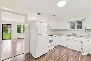 599 N Willow Rd, Elmhurst, IL 60126 - Photo 18