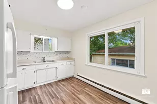 599 N Willow Rd, Elmhurst, IL 60126 - Photo 16
