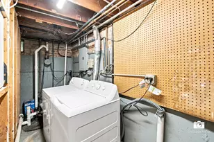 599 N Willow Rd, Elmhurst, IL 60126 - Photo 30