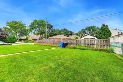 6247 N Leona Avenue, Chicago, IL 60646 - Photo 38