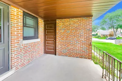 6247 N Leona Avenue, Chicago, IL 60646 - Photo 34