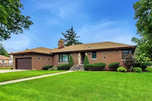 6247 N Leona Ave, Chicago, IL 60646 - Photo 2