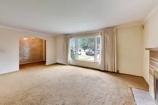 6247 N Leona Ave, Chicago, IL 60646 - Photo 8