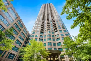 400 N La Salle St, Chicago, IL 60654 - Photo 1