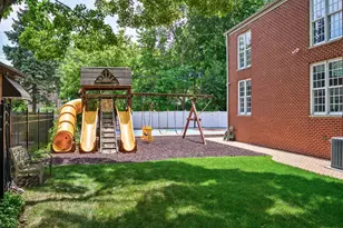 2851 W Rascher Ave, Chicago, IL 60625 - Photo 56