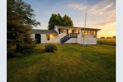 437 E 11th Street, Pecatonica, IL 61063 - Photo 38